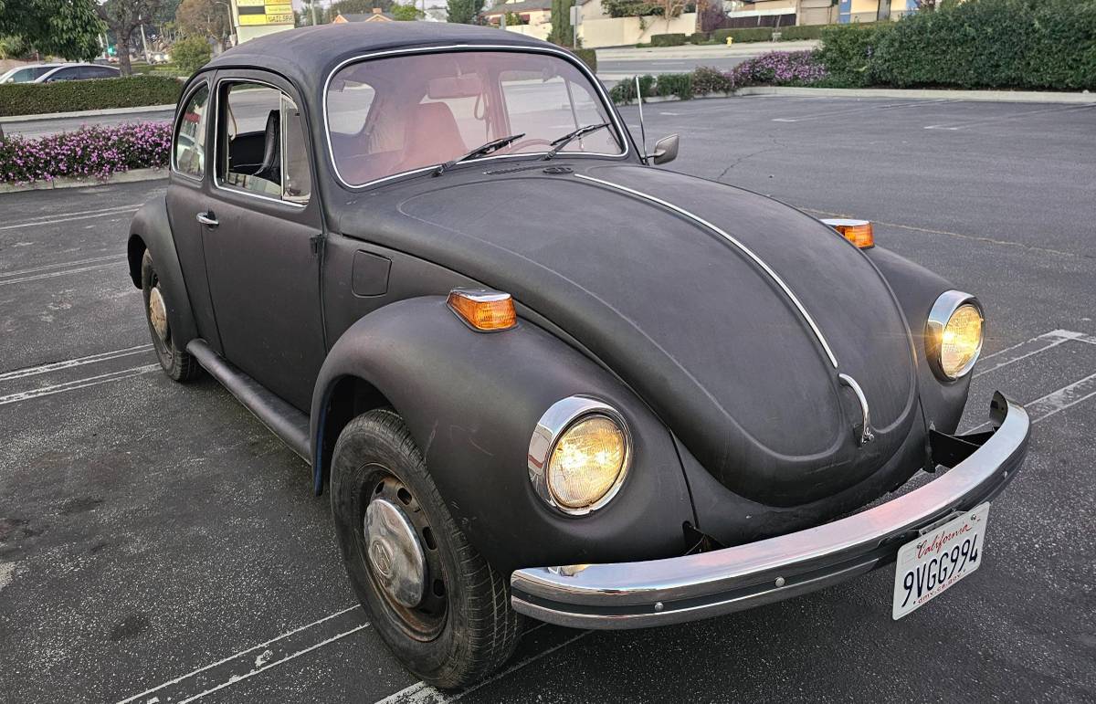 Volkswagen-Beetle-1972-black
