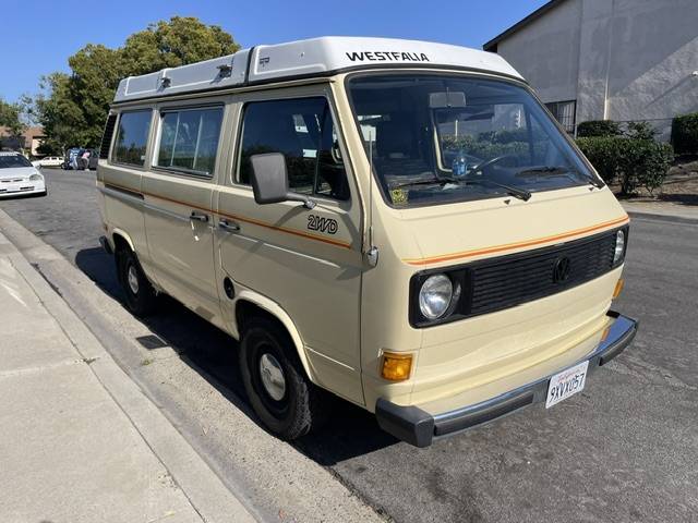 Volkswagen-Vanagon-westfalia-1981