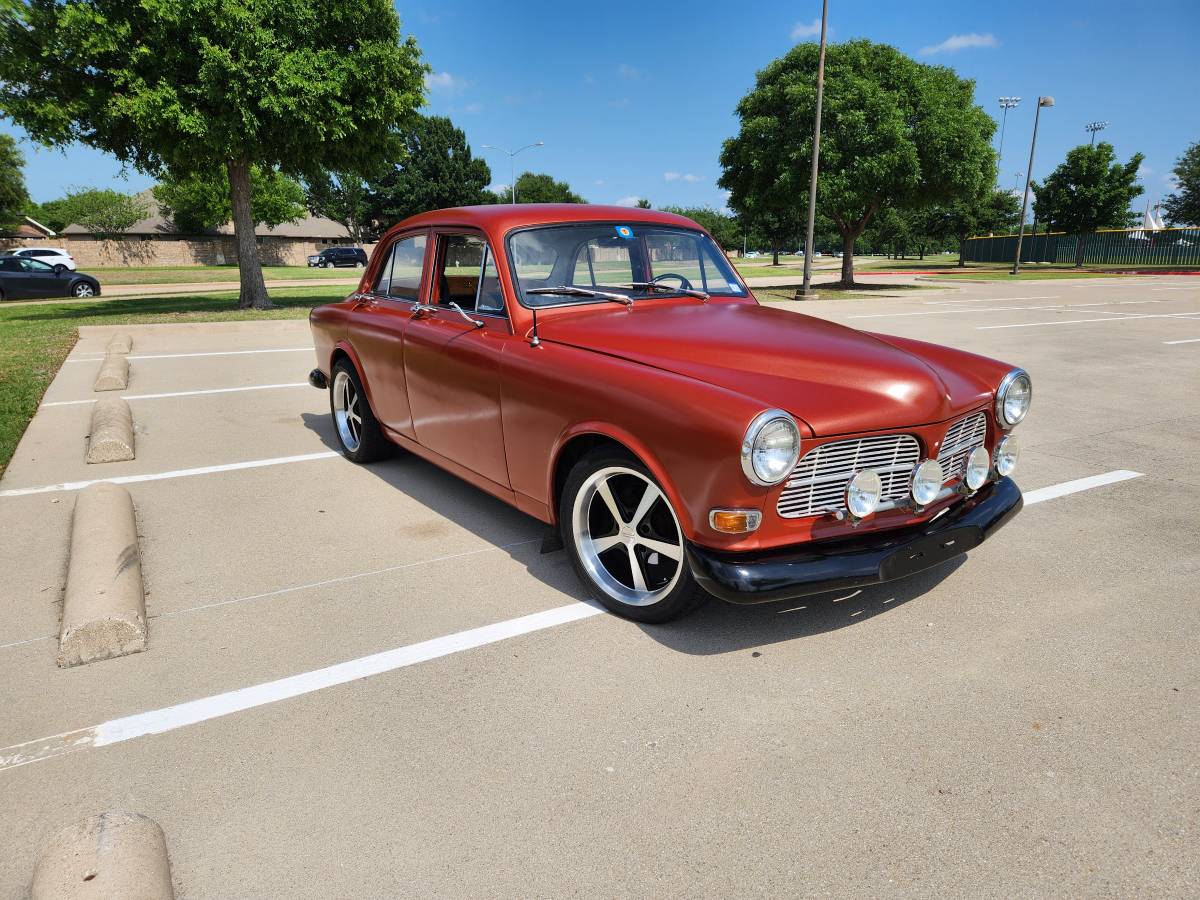 Volvo-122-1966-orange