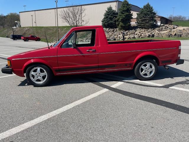 Vw-rabbit-pickup-diesel-1981-red