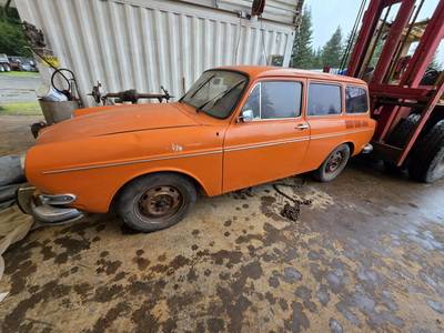 Vw-type-3-square-back-1973-orange