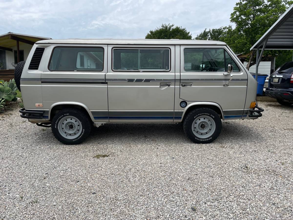 Vw-vanagon-1985-silver