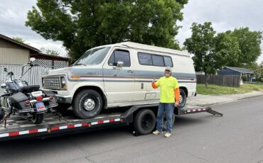 Ford Econoline 150 Camper : le Combi américain qui arrive de l’Oregon