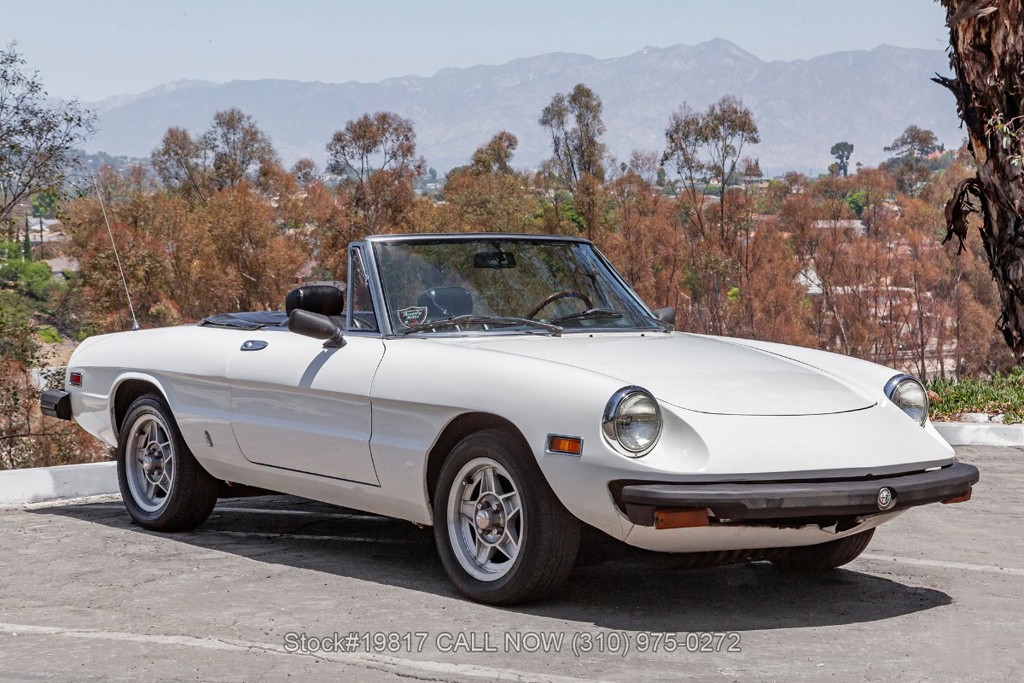 Alfa-Romeo-Spider-1977-Other-Color