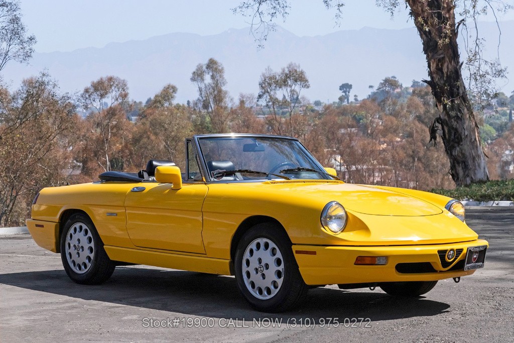 Alfa-Romeo-Spider-1993-Convertible-Black