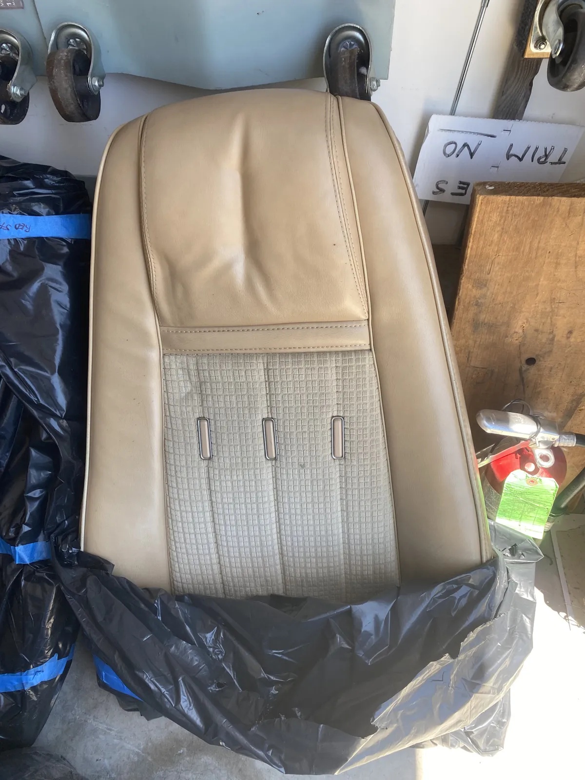 Amc-Spirit-1982-Red-Beige