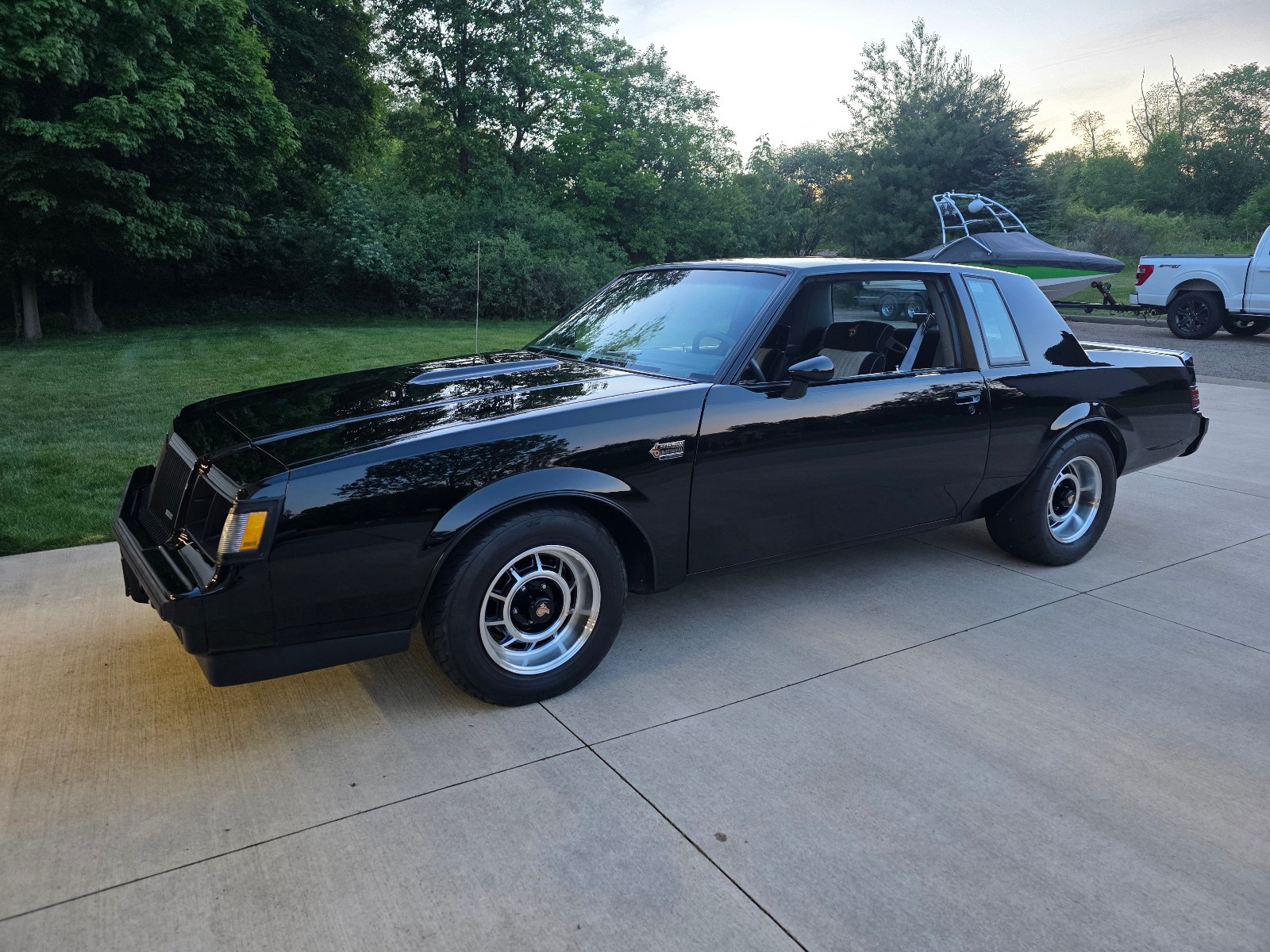 Buick-Grand-National-1987