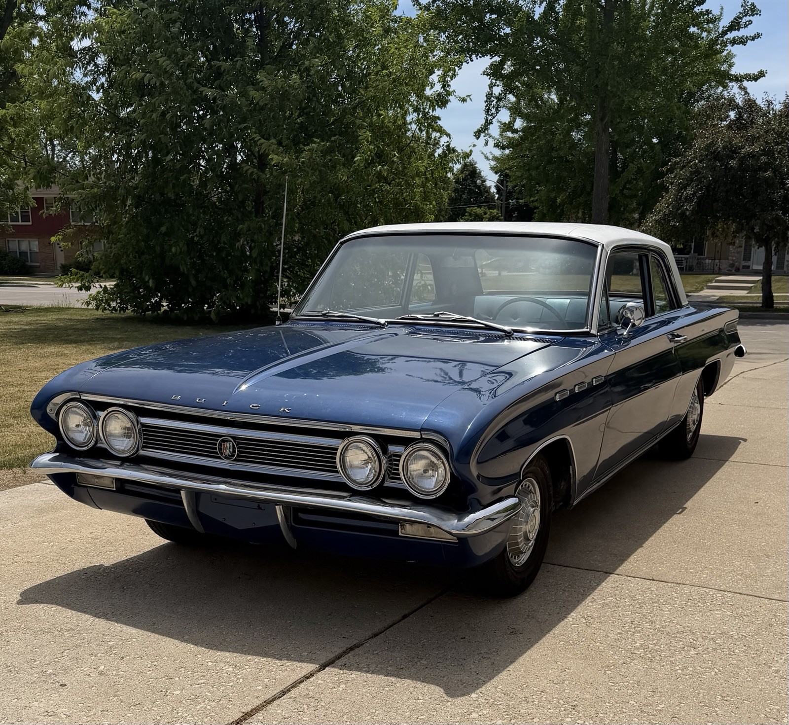 Buick-Skylark-1961-Coupe-Blue