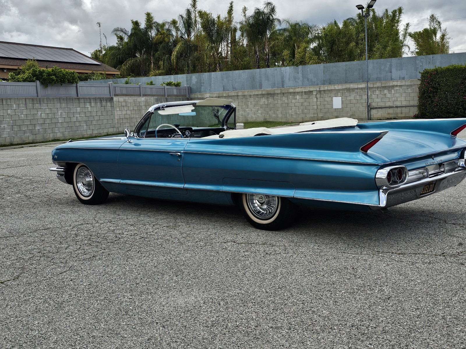 Cadillac Biarritz Convertible 1961