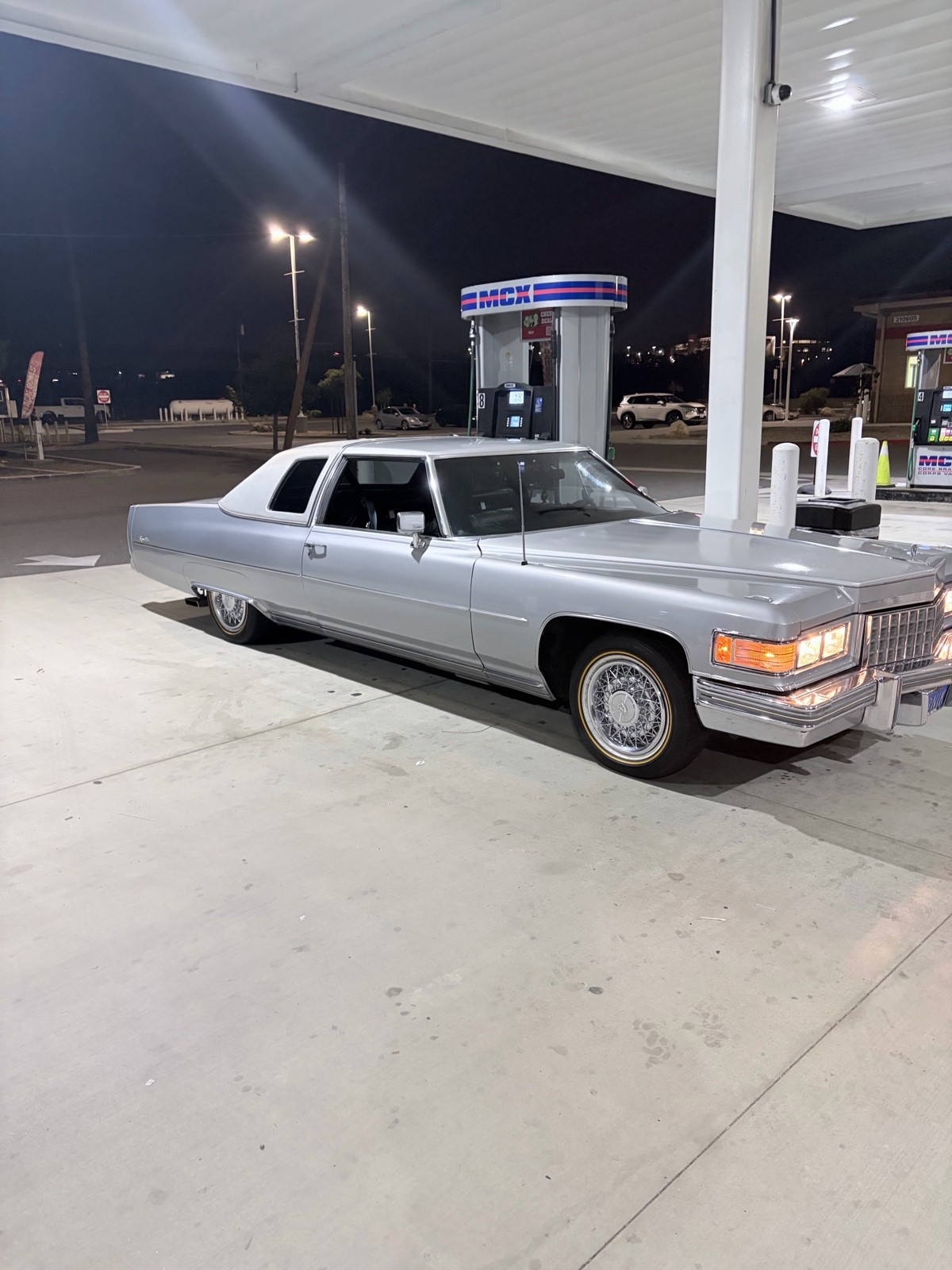 Cadillac DeVille 1976