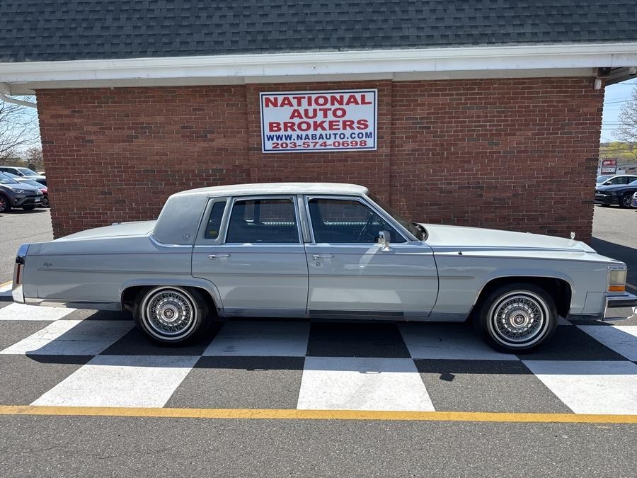 Cadillac-DeVille-1989-Sedan-Gray