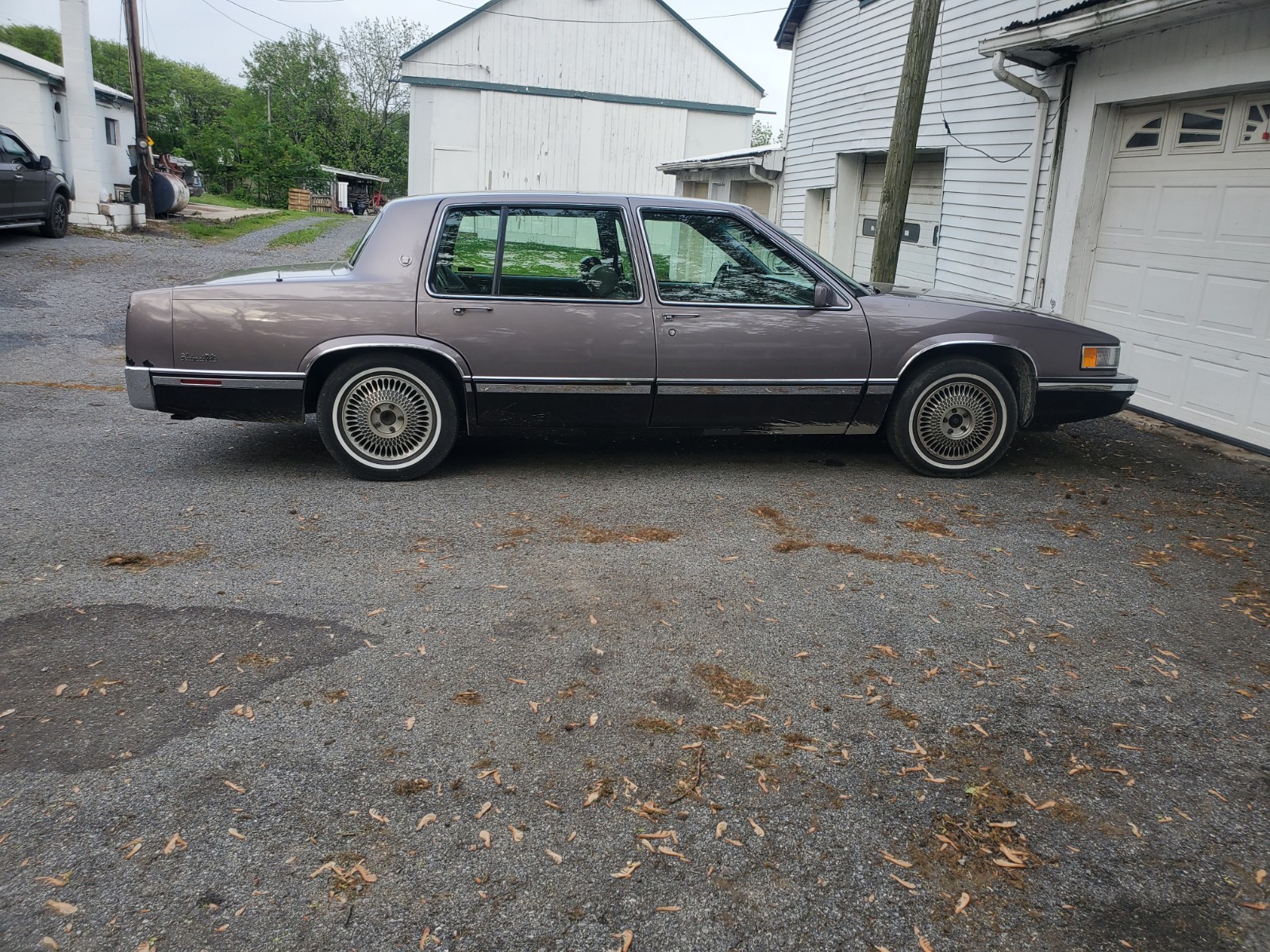Cadillac DeVille 1993