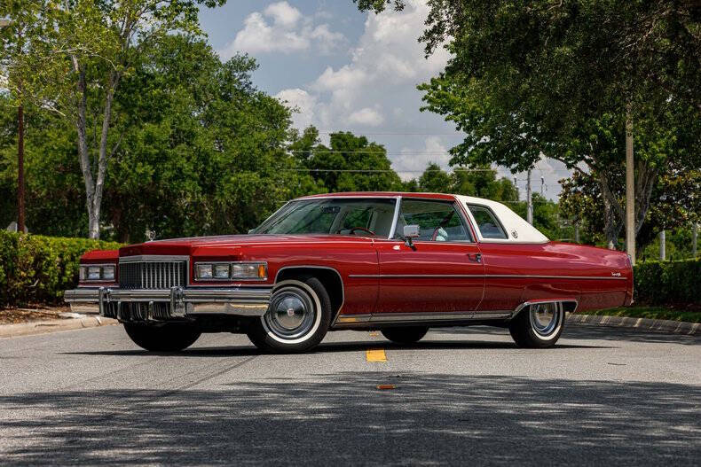 Cadillac-Deville-1975-Red-White