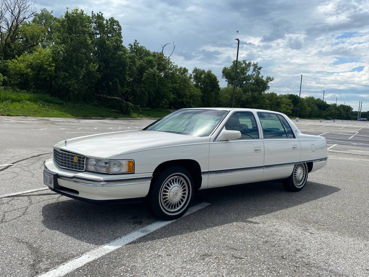 Cadillac-Deville-1994-white