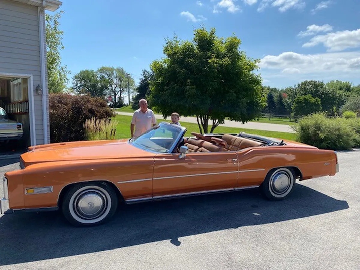 Cadillac-Eldorado-1975-Mandarin-Orange-Burnt-Orange-Leather