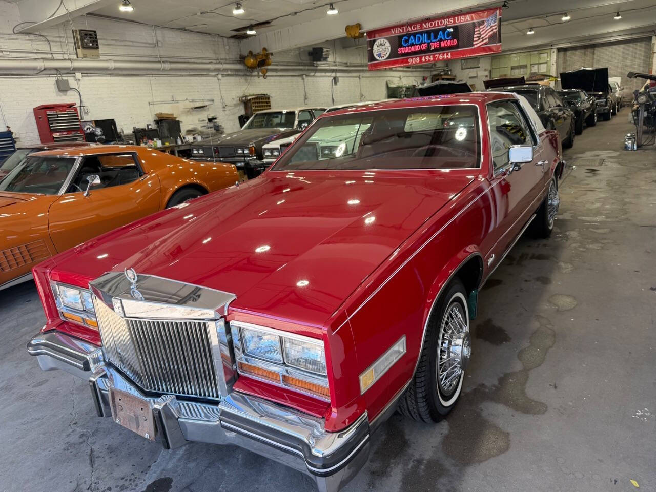 Cadillac-Eldorado-1980-Red-Red
