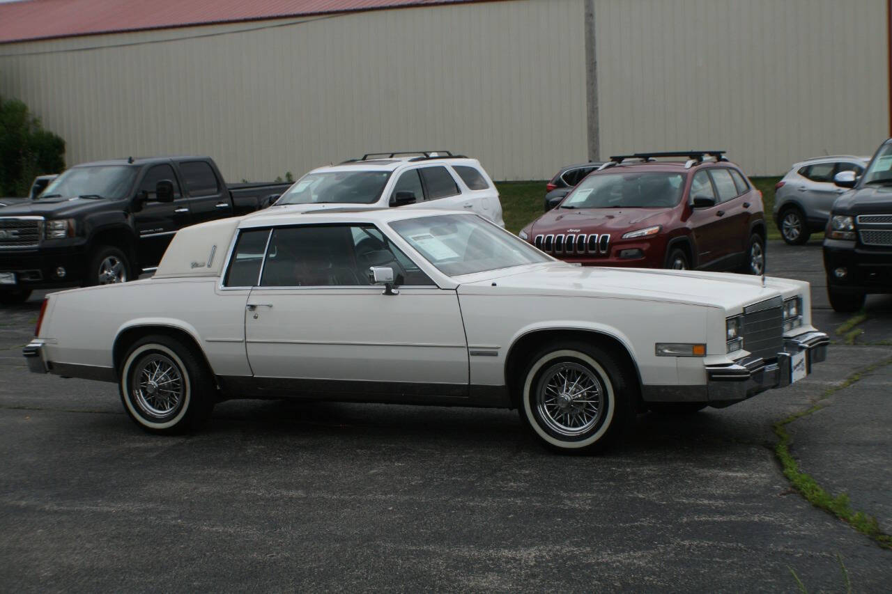 Cadillac-Eldorado-1983-White-Red