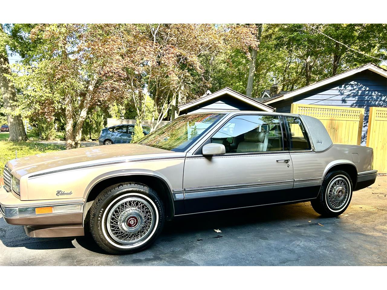 Cadillac-Eldorado-biarritz-1989-Tan-Tan