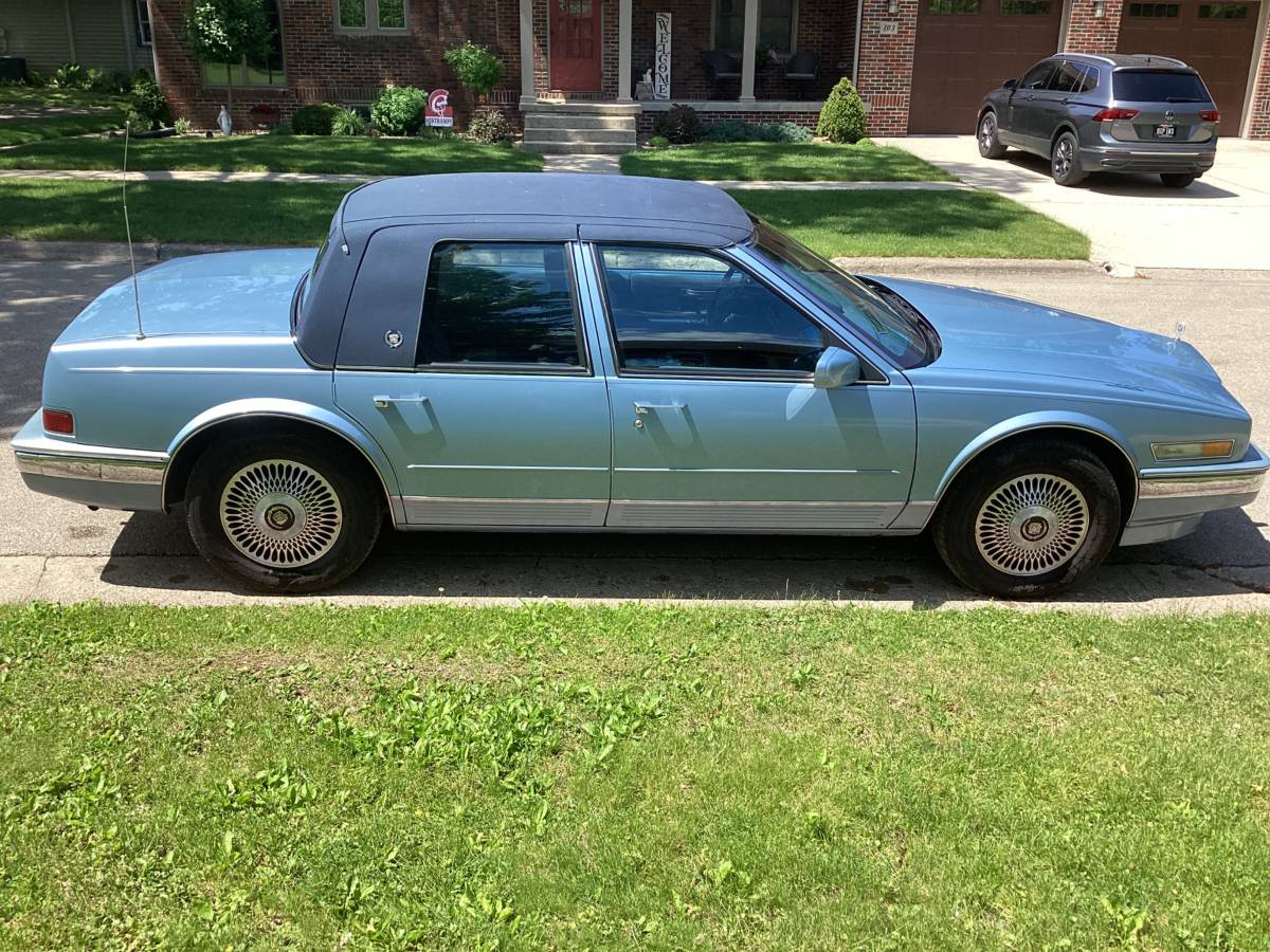 Cadillac-Seville-1989-blue