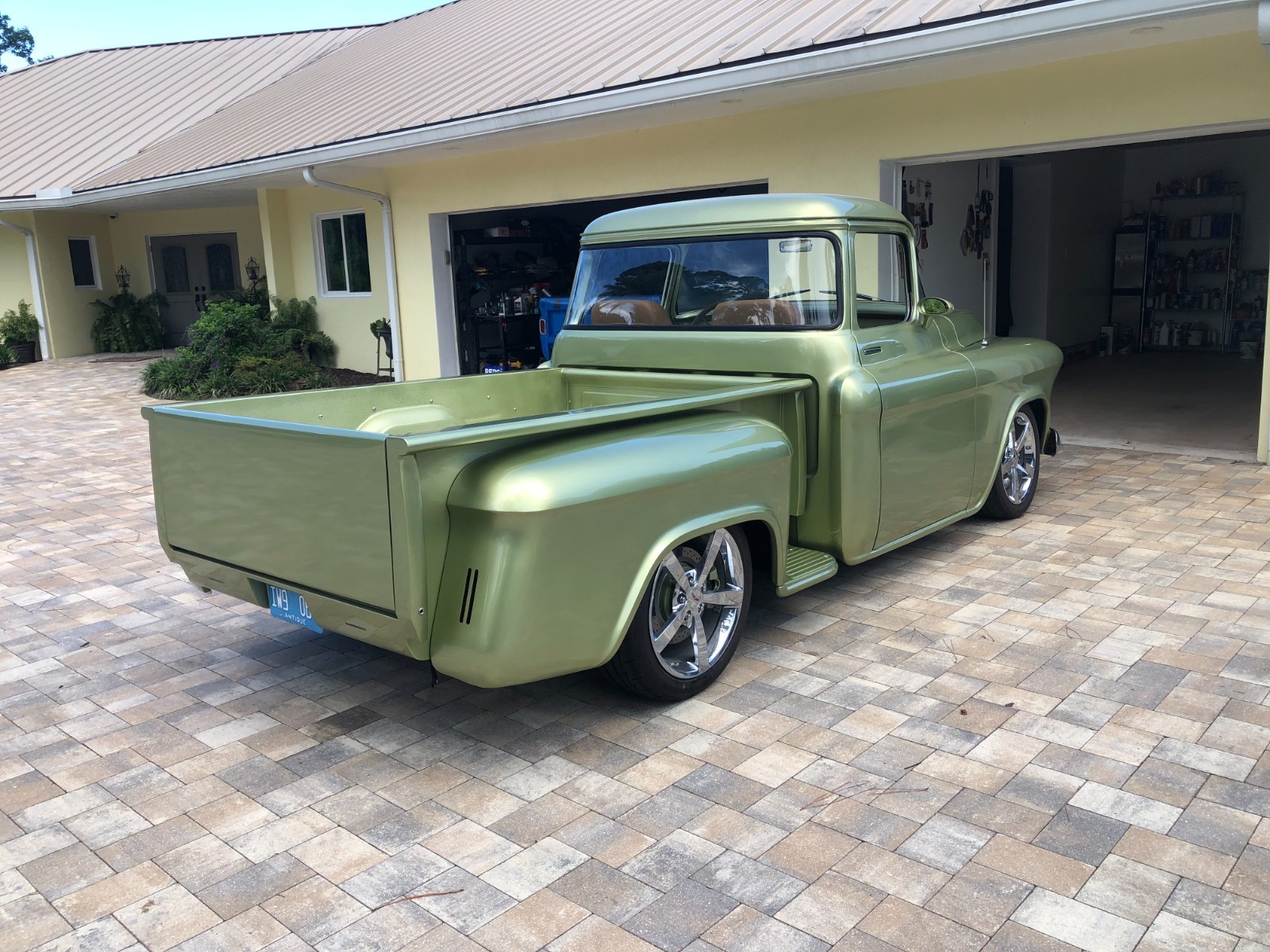 Chevrolet 1/2 Ton Pickup 1955
