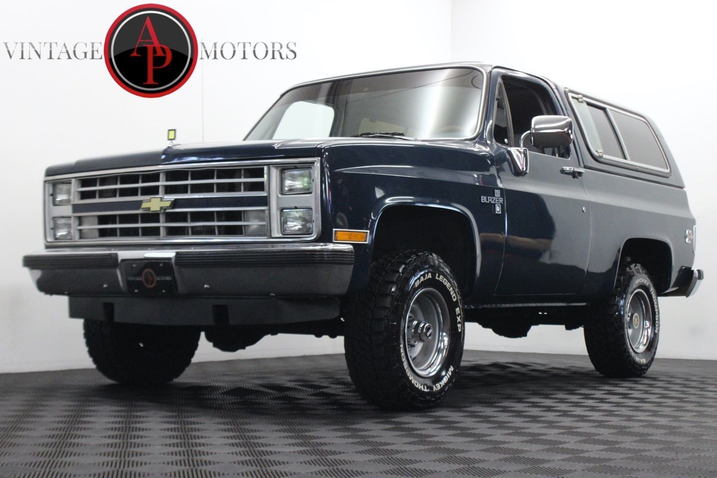 Chevrolet-Blazer-1988-SUV-Gray