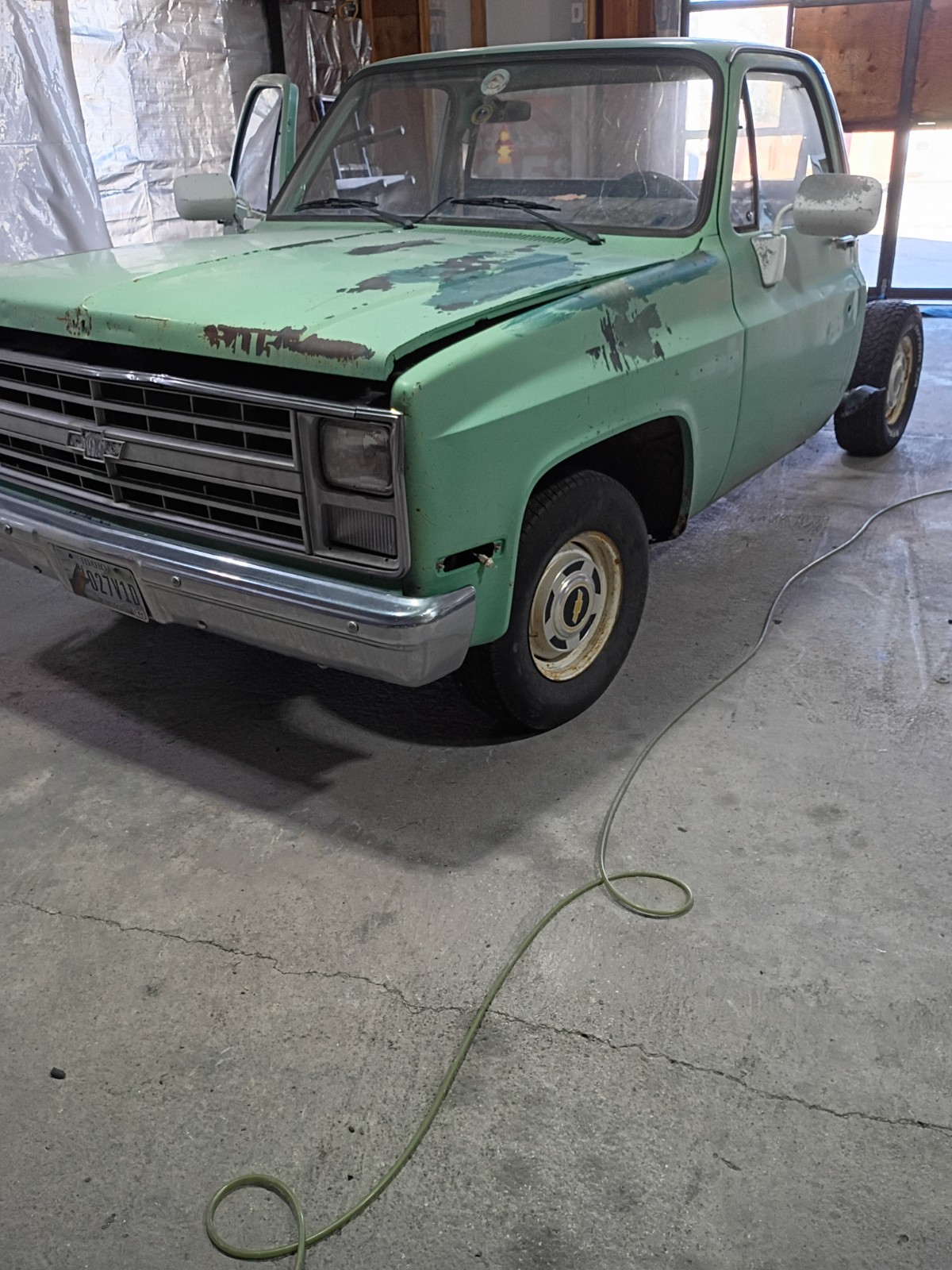 Chevrolet-C-10-1986-Standard-Cab-Pickup-Tan
