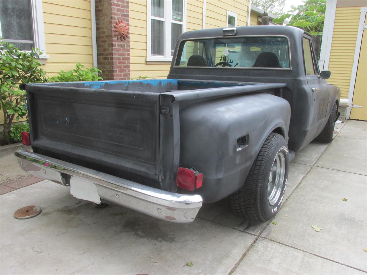 Chevrolet-C10-1968-BLACK-GRAY