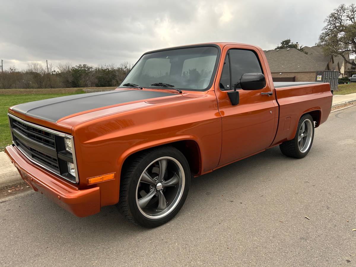 Chevrolet-C10-swb-1984