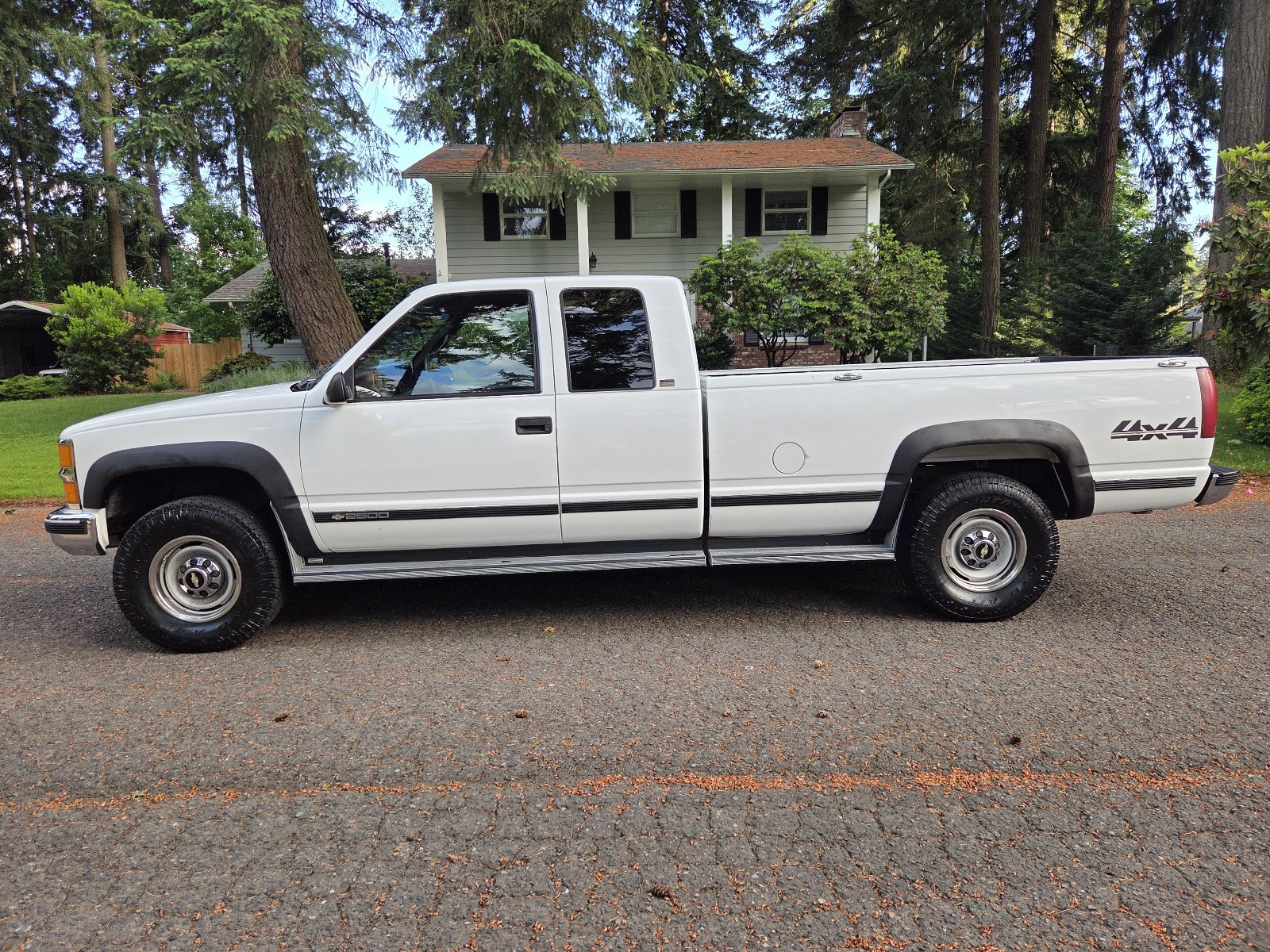 Chevrolet-CK-Pickup-2500-1996