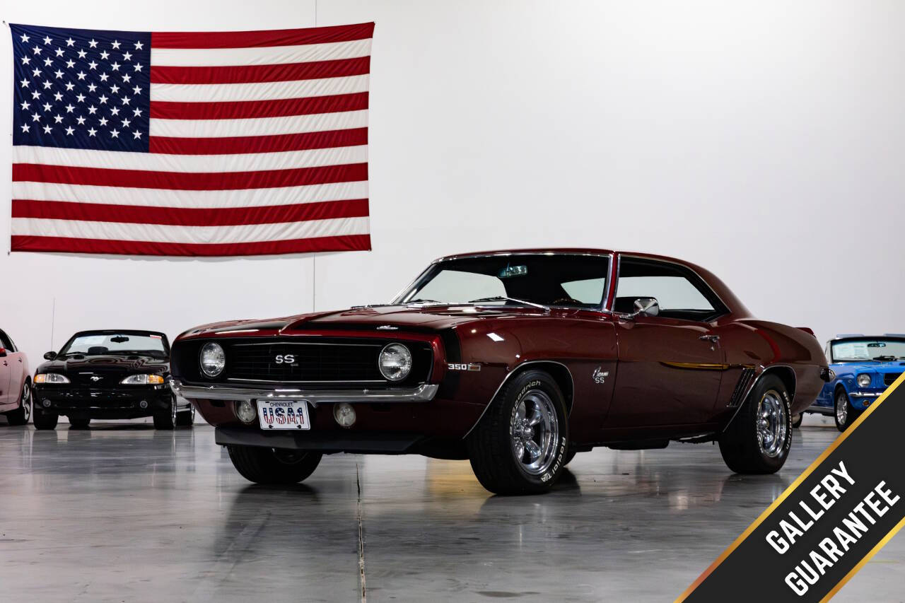 Chevrolet-Camaro-1969-Maroon-Black