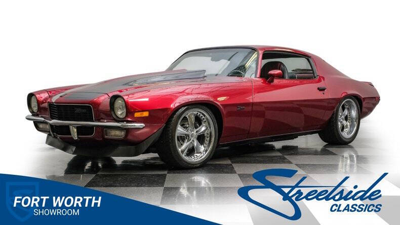Chevrolet-Camaro-1971-Maroon-Black