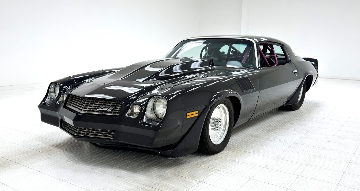 Chevrolet-Camaro-1981-Coupe-Black Chevrolet Camaro 1981