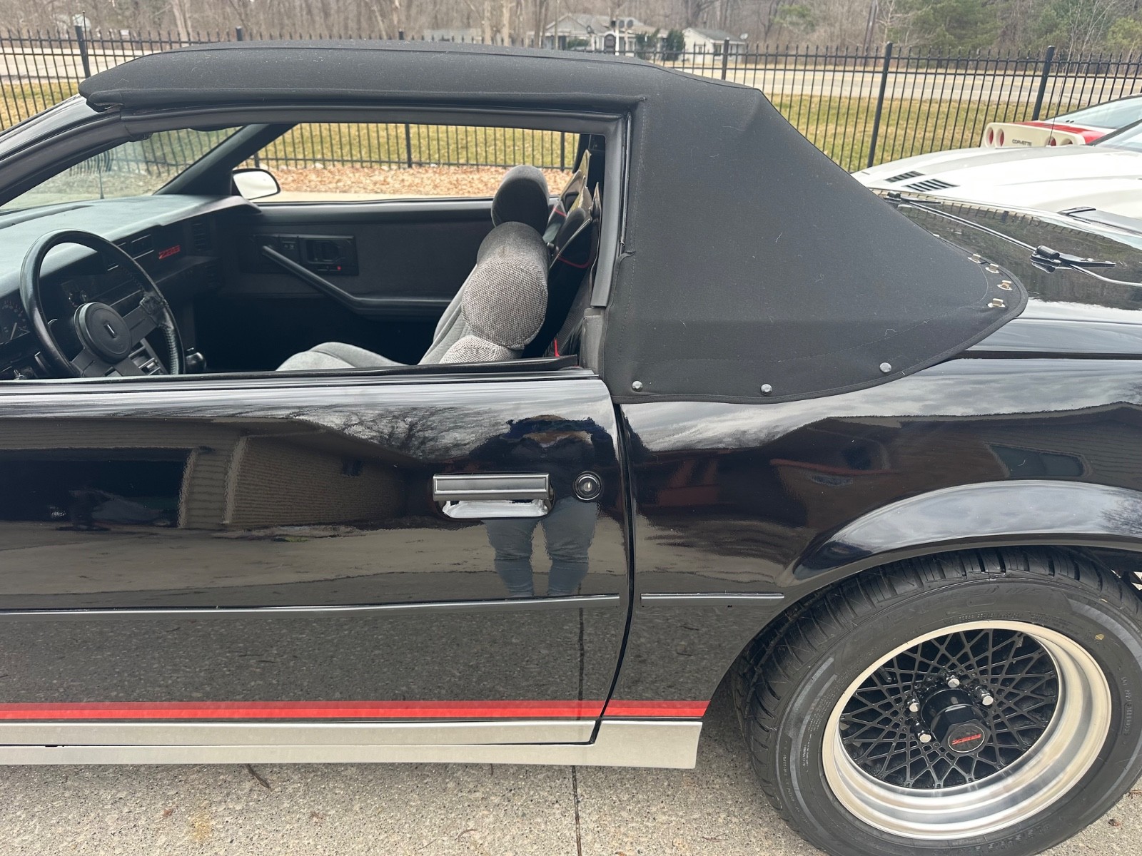 Chevrolet-Camaro-1984-Coupe-Gray