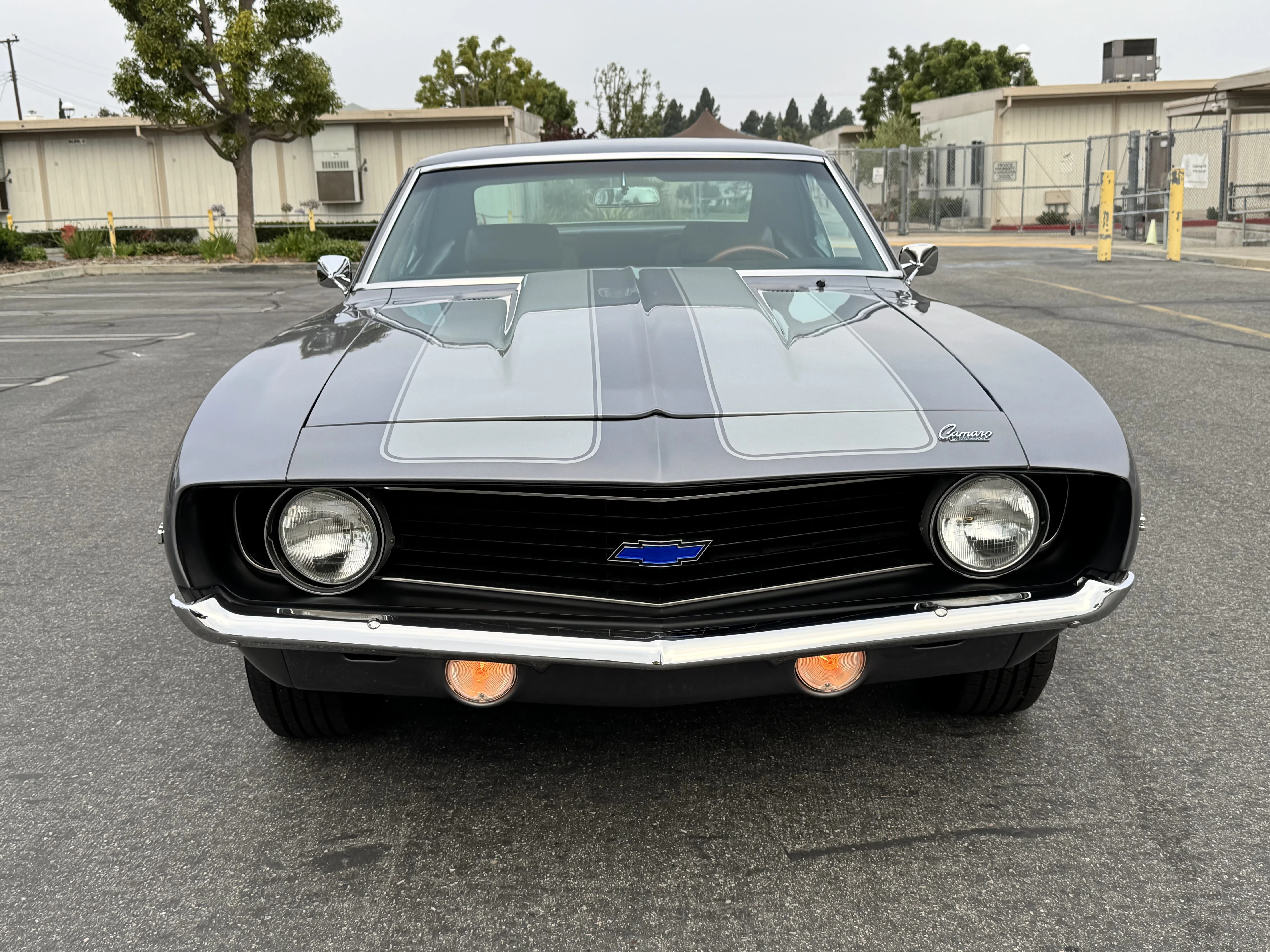 Chevrolet-Camaro-coupe-1969-Gray-Black