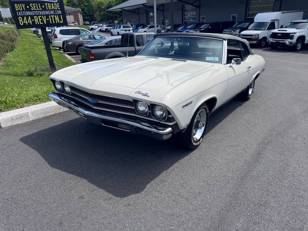 Chevrolet-Chevelle-1969-White-Black