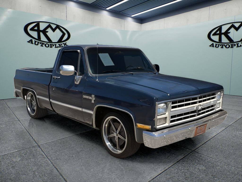 Chevrolet-Ck-10-series-1985-Blue