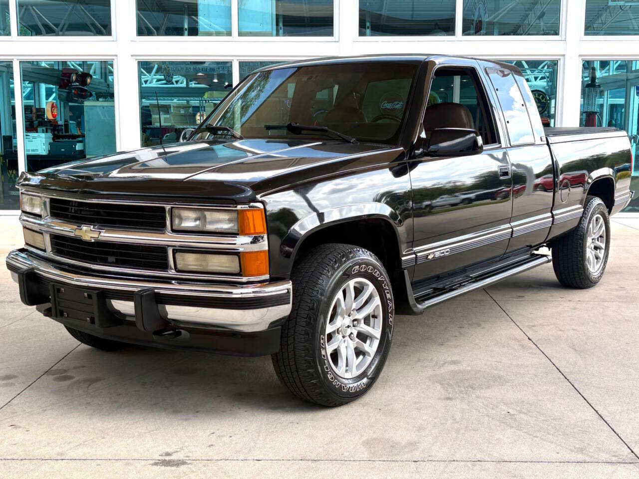 Chevrolet-Ck-1500-series-1994-Black-Tan