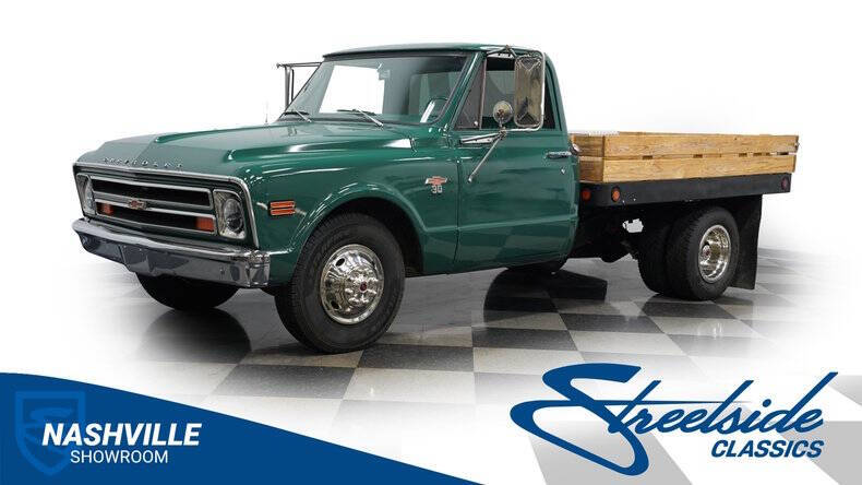 Chevrolet-Ck-30-series-1968-Dark-Green-Green