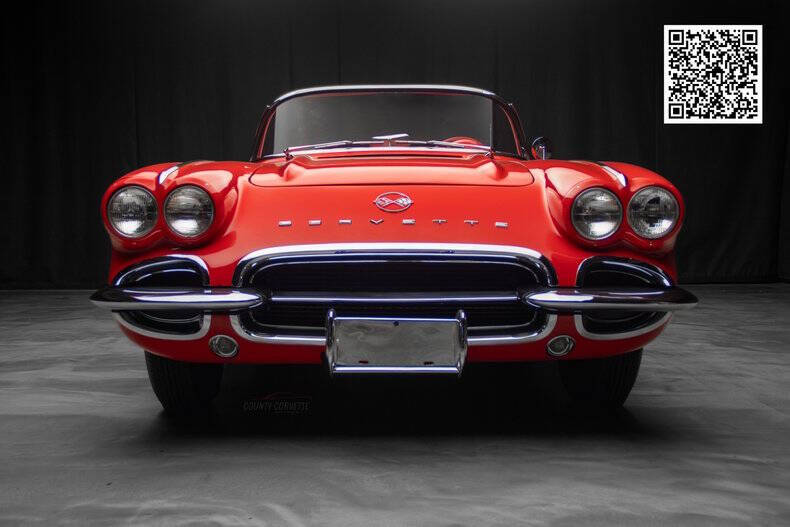 Chevrolet-Corvette-1962-Red