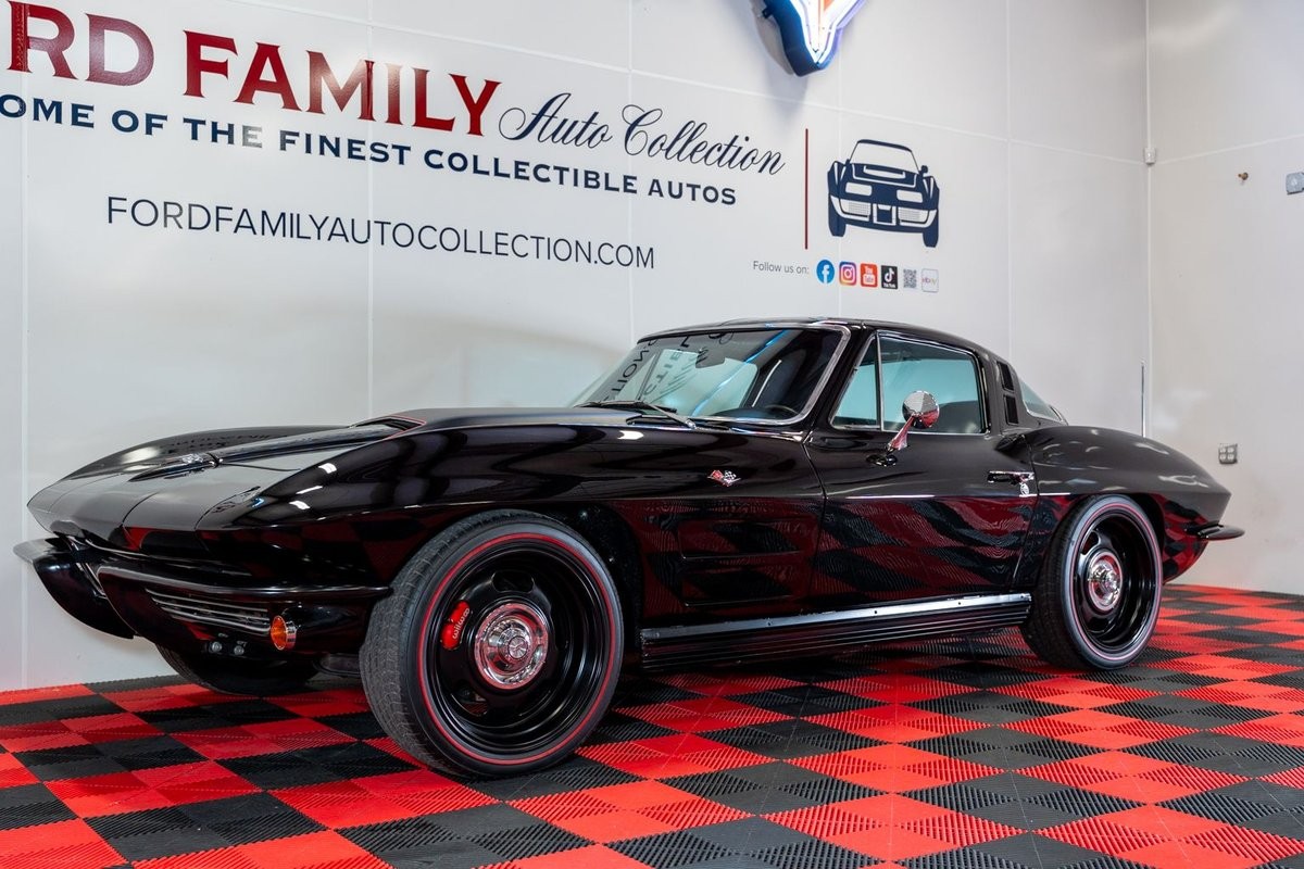 Chevrolet Corvette 1964
