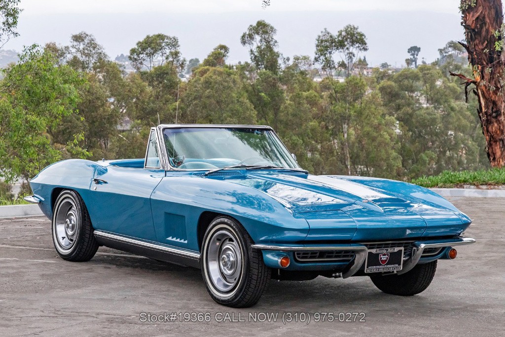 Chevrolet-Corvette-1967-Other-Color