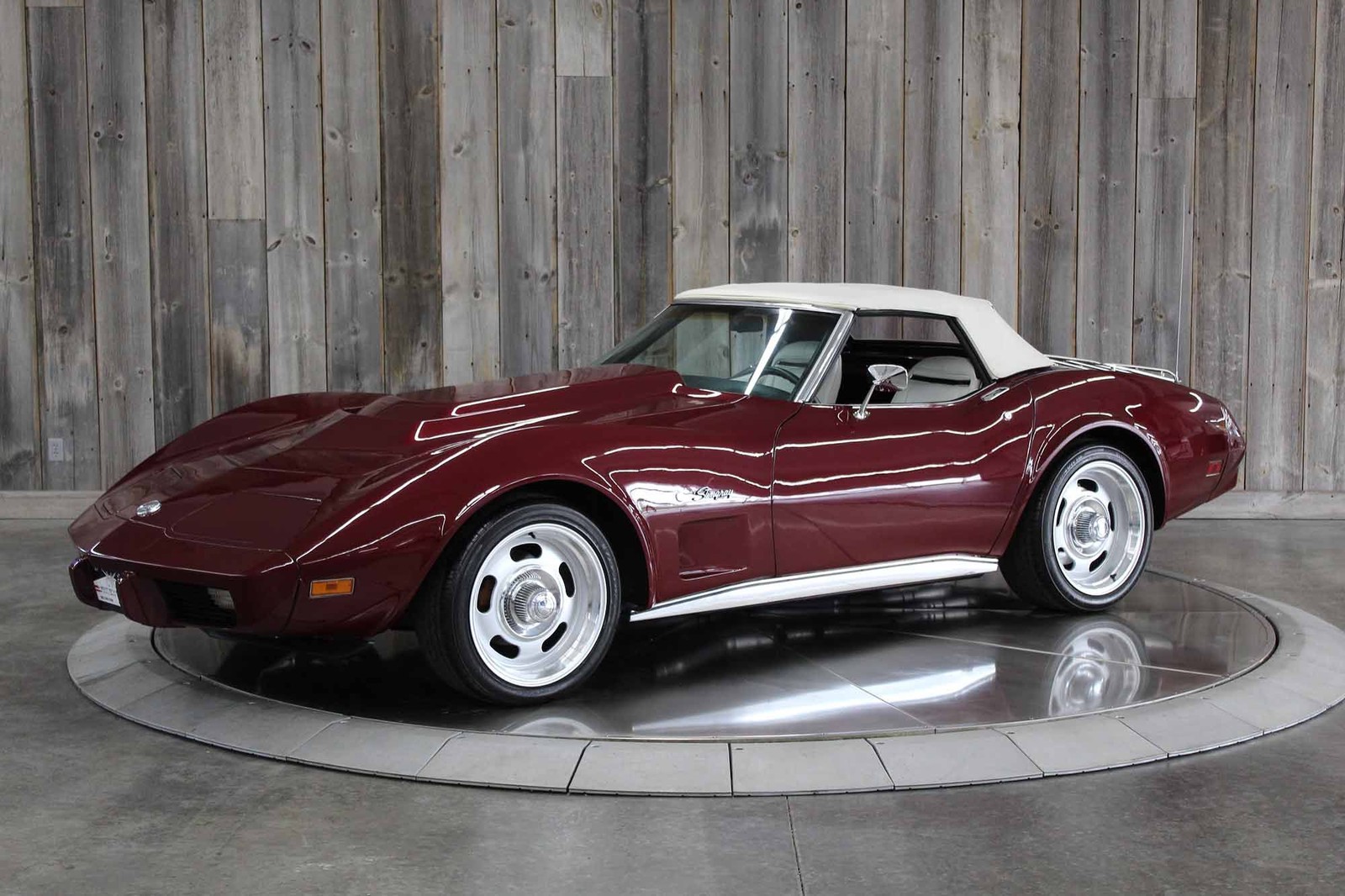 Chevrolet Corvette 1975