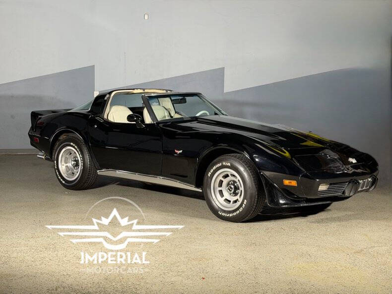 Chevrolet-Corvette-1978-Black-White