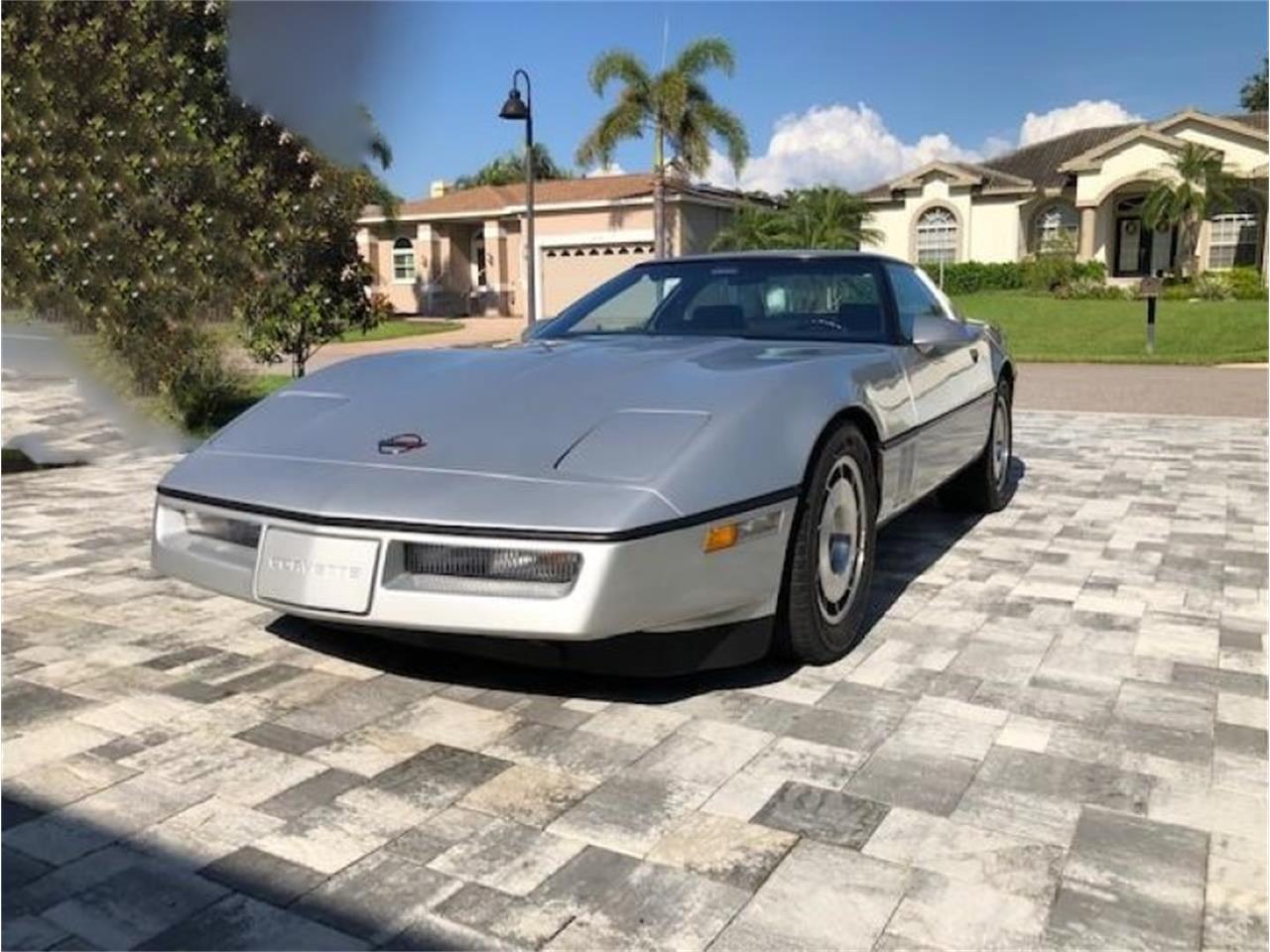 Chevrolet-Corvette-c4-1986-silver-metallic-grey-cloth