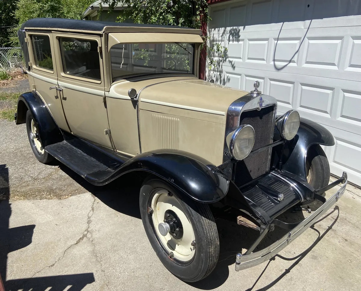 Chevrolet-Imperial-1929-Beige-Beige