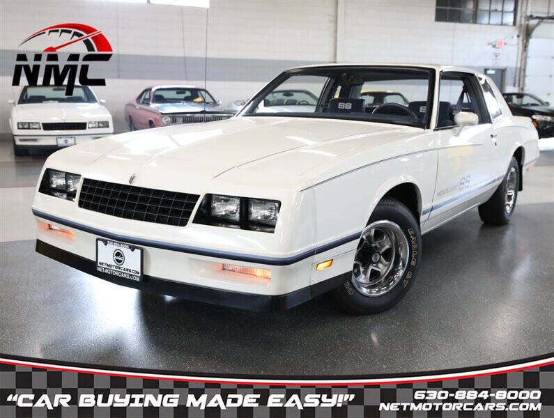 Chevrolet-Monte-carlo-1984-White-Blue Chevrolet-Monte-carlo-1984-White-Blue