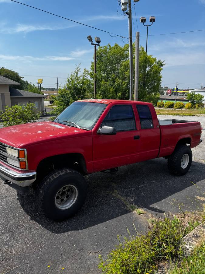 Chevrolet-Silverado-k1500-4x4-1993-red