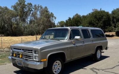 Chevrolet Suburban 1988