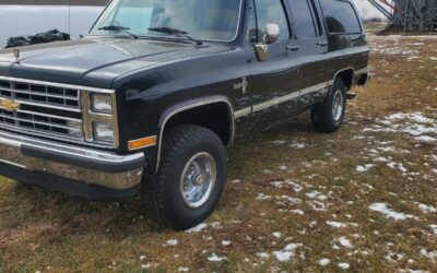 Chevrolet Suburban 1988