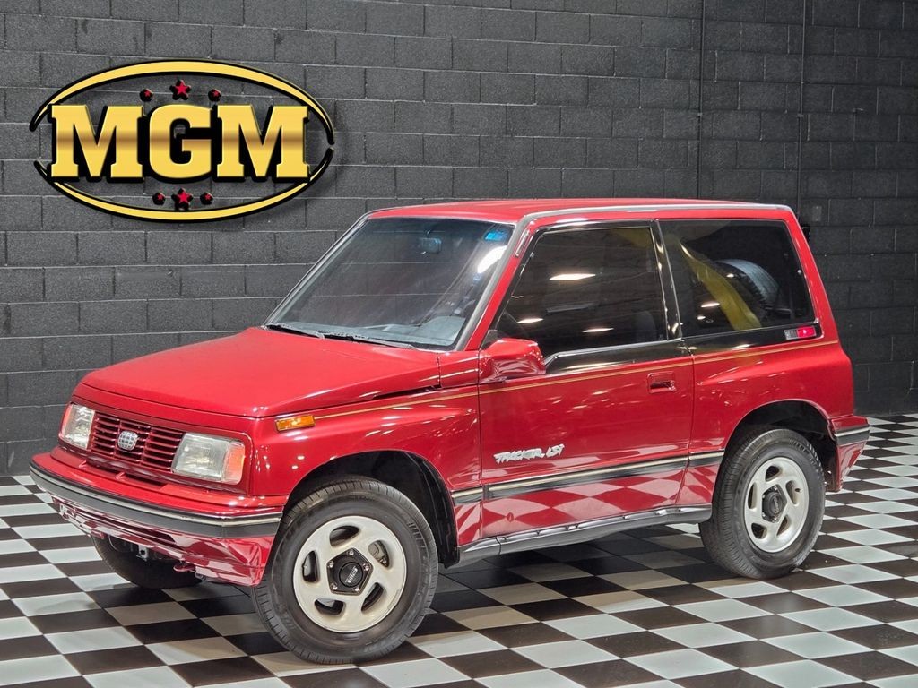 Chevrolet-Tracker-1995-Gray